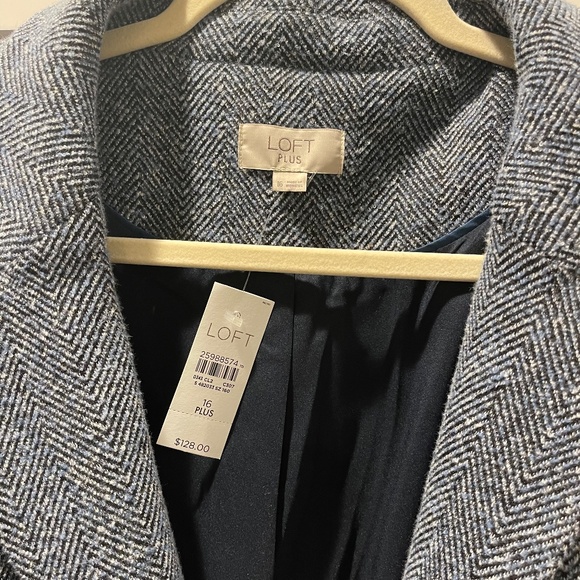 LOFT Navy Tweed Blazer - Size 16P - Picture 2 of 2